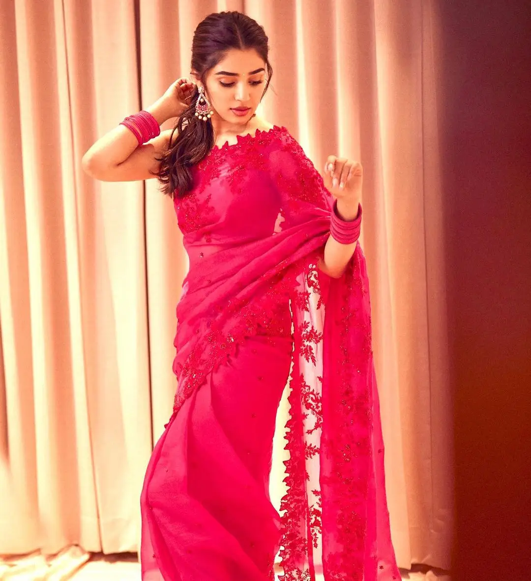 KRITHI SHETTY IN SOUTH INDIAN TRADITIONAL MAROON SAREE 2